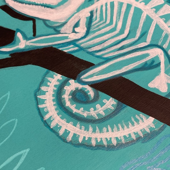 🎁 | Chameleon Skeleton Wooden Hanging Sign 11.5in hand painted original - Picture 6 of 11